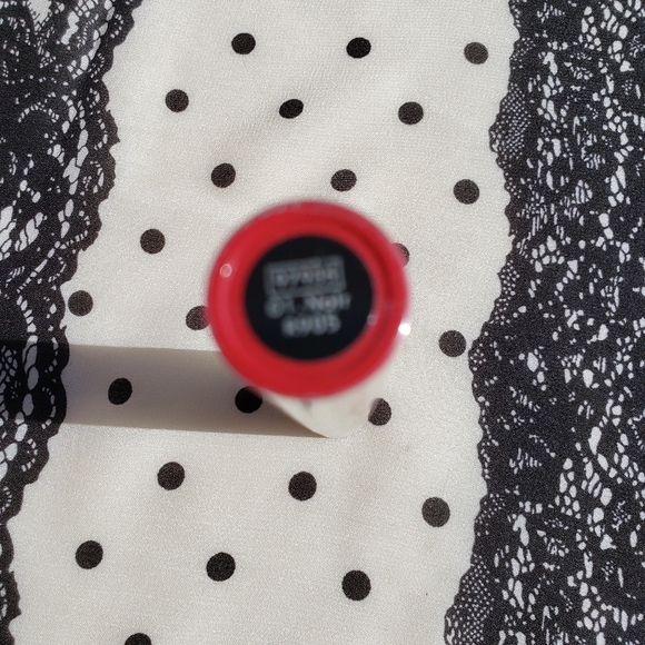 Yves Rocher Cranberry Almond EDP+ Lip Balm+Mascara Trio Bundle Full Size NWT - Picture 4 of 9